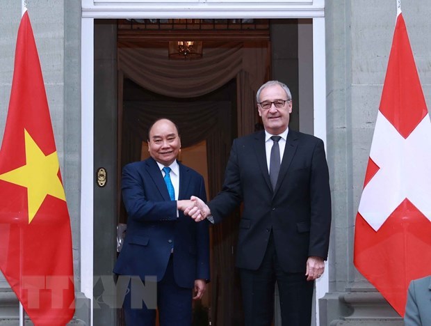 La tournée du président Nguyên Xuân Phuc en Suisse et en Russie a été couronnée de succès
